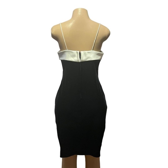 Betsy & Adam dress - Picture 2 of 4